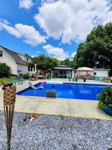 126 Wheat, Martin, TN 38237