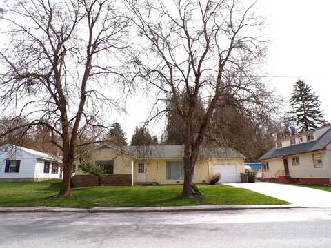 350 N Cedar St, Colville, WA 99114