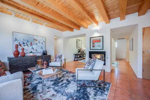 605 Avenida Celaya, Santa Fe, NM 87506