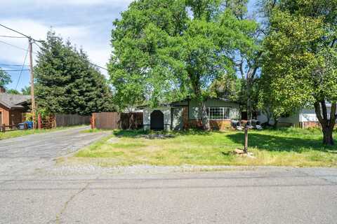 1440 Oakdale Lane, Redding, CA 96002