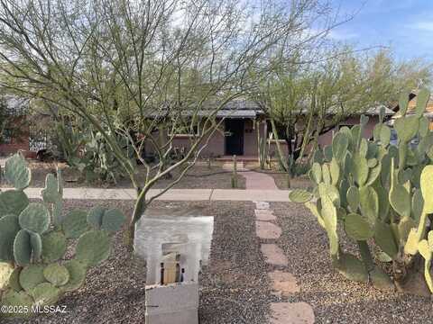 2733 E Beverly Drive, Tucson, AZ 85716