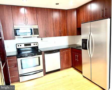 1100 S BROAD STREET, PHILADELPHIA, PA 19146