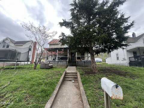 912 W Main Street, Saltville, VA 24370