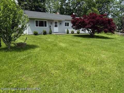 16 Trinity Place, Rhinebeck, NY 12572