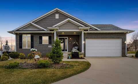 1021 Lake Ridge Drive, Cedar Falls, IA 50613