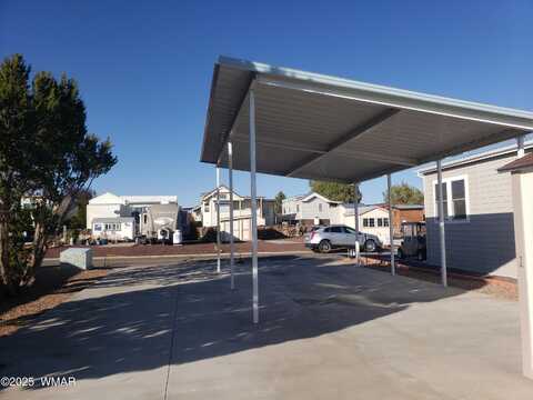 8225 Navajo Circle, Show Low, AZ 85901