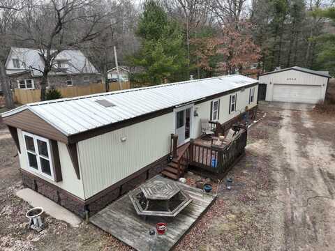 2045 W PARKLANE, WHITE CLOUD, MI 49349