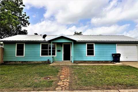 621 E Merriman Street, Sinton, TX 78387