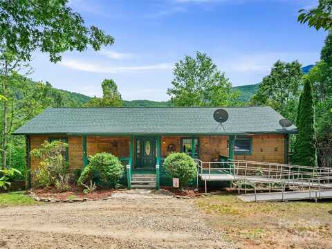 211 Cherry Hollow Road, Burnsville, NC 28714