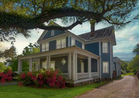 309 N Academy Street, Kingstree, SC 29556