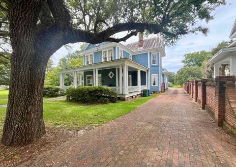 309 N Academy Street, Kingstree, SC 29556