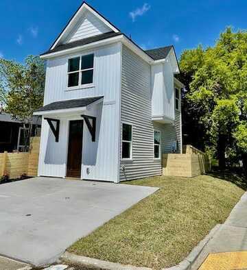 1956 Beech Avenue, North Charleston, SC 29405