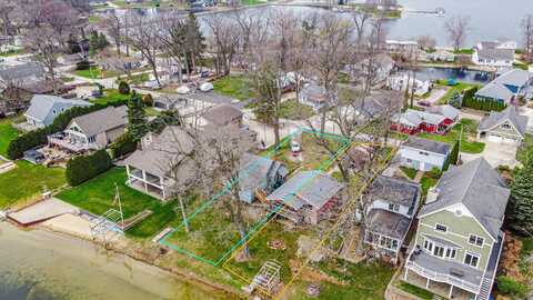 334 Grayson Road, La Porte, IN 46350