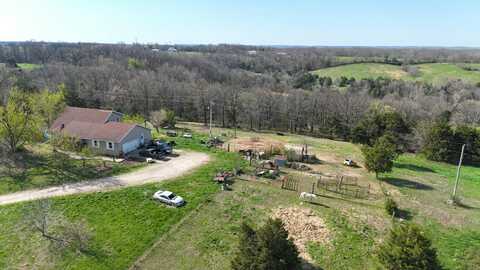 828 Burnett Road, Seymour, MO 65746