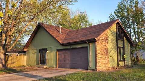 3840 S Colgate Avenue, Springfield, MO 65807