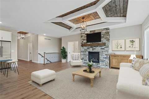 4009 NW Sol Drive, Blue Springs, MO 64015