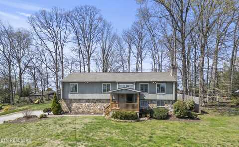 8705 SW Grospoint Drive, Knoxville, TN 37923