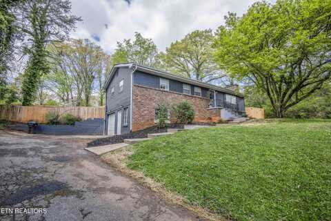 1305 Holmouth Lane, Knoxville, TN 37914