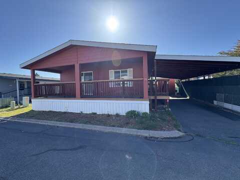 4200 Summers Lane, Klamath Falls, OR 97603