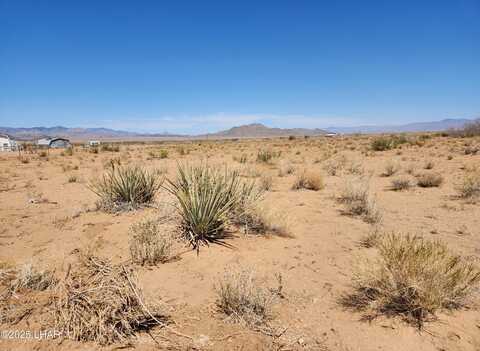 E Indus Rd lot: 258, Kingman, AZ 86401