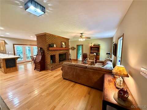 2222 Green Level Rd, King William, VA 23086