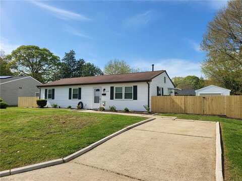 438 Dunmore DR, Newport News, VA 23602