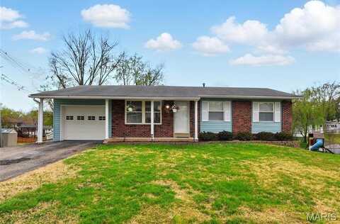 31 Bennington Ct, Maryland Heights, MO 63043