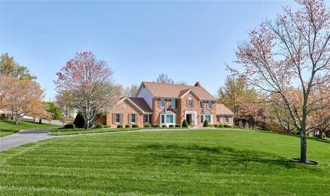 37 Lake Top Court, Saint Charles, MO 63301