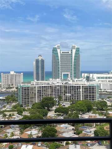 2500 Parkview Dr, Hallandale Beach, FL 33009