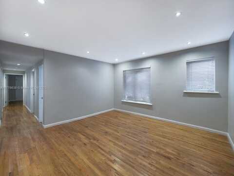 1018 Meridian Ave, Miami Beach, FL 33139