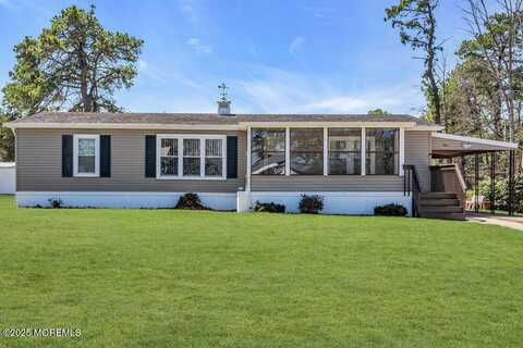 3 Gloria Lane, Barnegat, NJ 08005