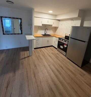 9903 Corona Avenue, Flushing, NY 11368