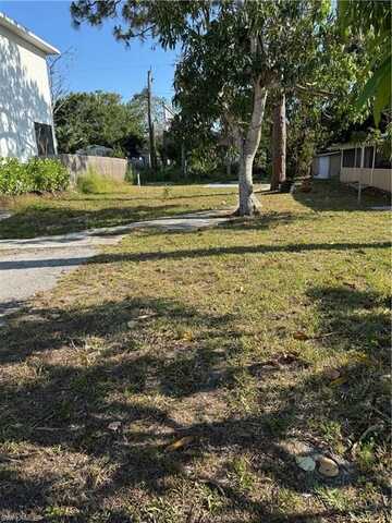3056 Van Buren, NAPLES, FL 34112