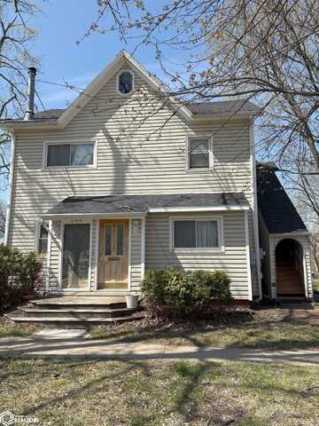 206 S 4Th Street, Fairfield, IA 52556