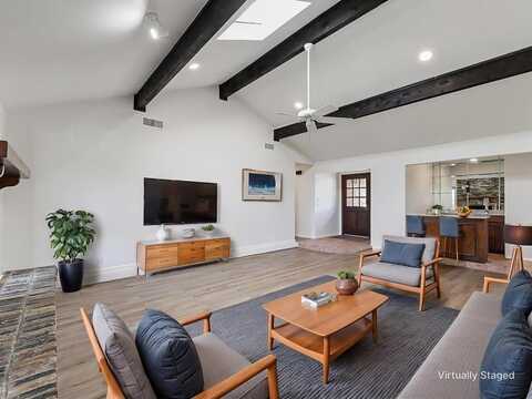 10132 Westpark Drive, Benbrook, TX 76126