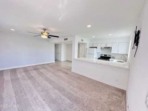 4731 E BELLEVIEW Street, Phoenix, AZ 85008