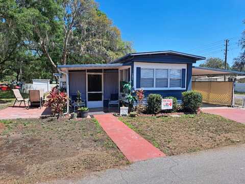 4732 Lakeside dr, Zephyrhills, FL 33542