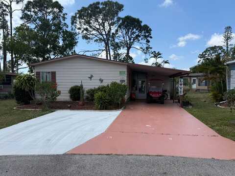 19117 MEADOWBROOK CT, North Fort Myers, FL 33903