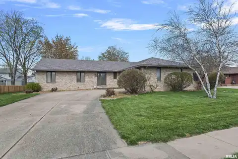 2509 Charlack Avenue, Springfield, IL 62704