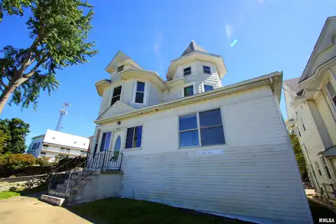 707 BRADY Street, Davenport, IA 52803