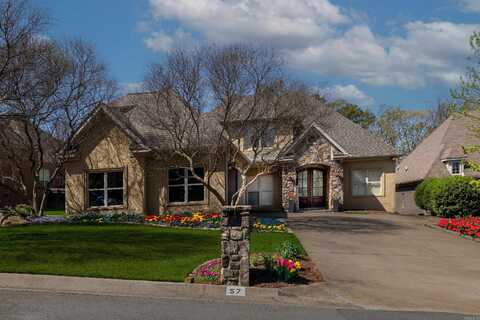 57 Bristol Court, Little Rock, AR 72211