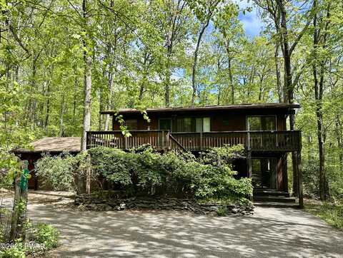 800 Dogwood Court W, Lords Valley, PA 18428