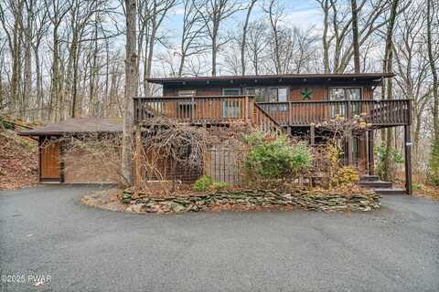 800 Dogwood Court W, Lords Valley, PA 18428