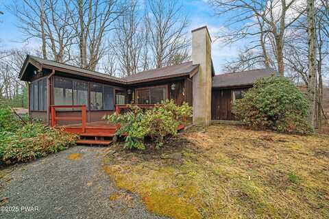 120 Burning Tree Drive, Lords Valley, PA 18428