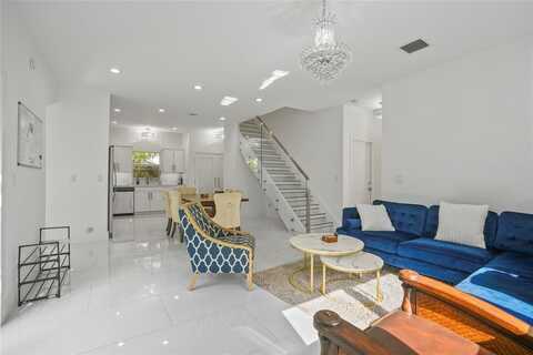 833 SW 17th St #2, Fort Lauderdale, FL 33315