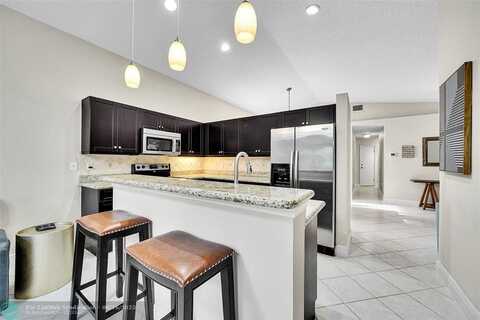 11655 NW 54th St, Coral Springs, FL 33076