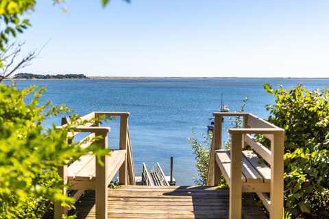 20 Anson Hunter Lane, Orleans, MA 02653