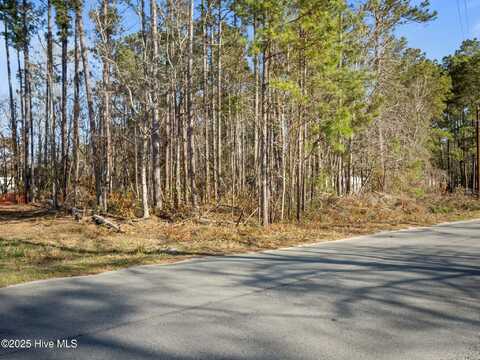 400 Stoneybrook Drive, Swansboro, NC 28584
