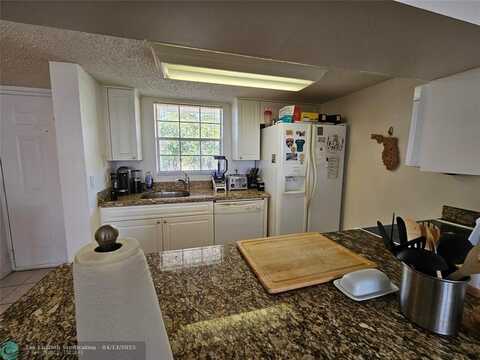 6355 La Costa Dr, Boca Raton, FL 33433