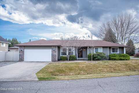 536 E Cloverleaf Dr, Hayden, ID 83835